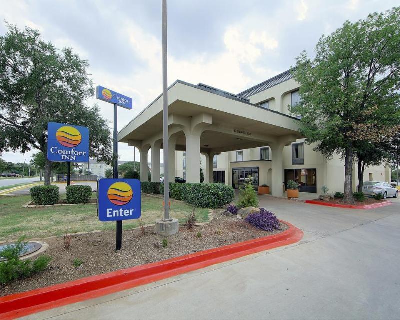 Comfort Inn Wichita Falls North Exteriör bild